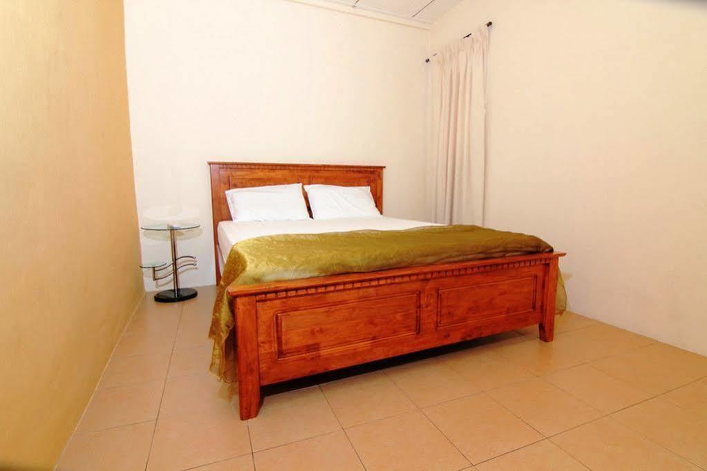 Red Inn Heritage Guest House George Town Exterior photo